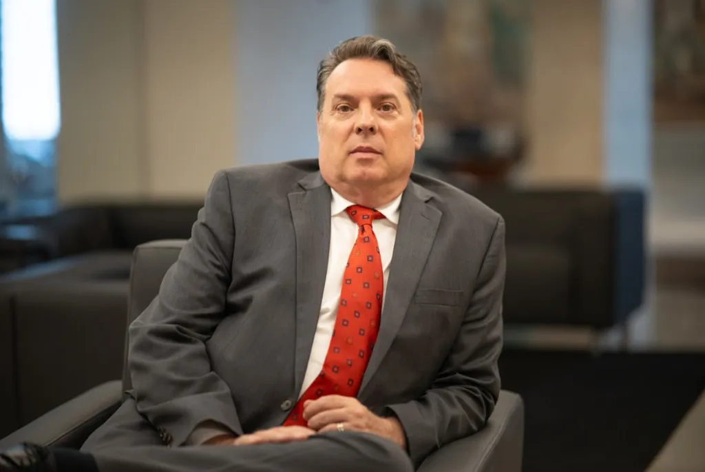 Entrevista: Ricardo Aly, diretor Comercial da Nacional Inn fala sobre a nova administração do Hotel Resort e Convenções JP em Ribeirão Preto e relembra momentos que fazem parte da história deste hotel cinco estrelas.