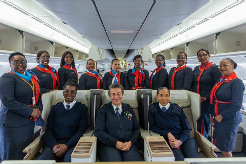 TAAG celebra o Dia da Mulher Africana com voo especial totalmente operado por mulheres 