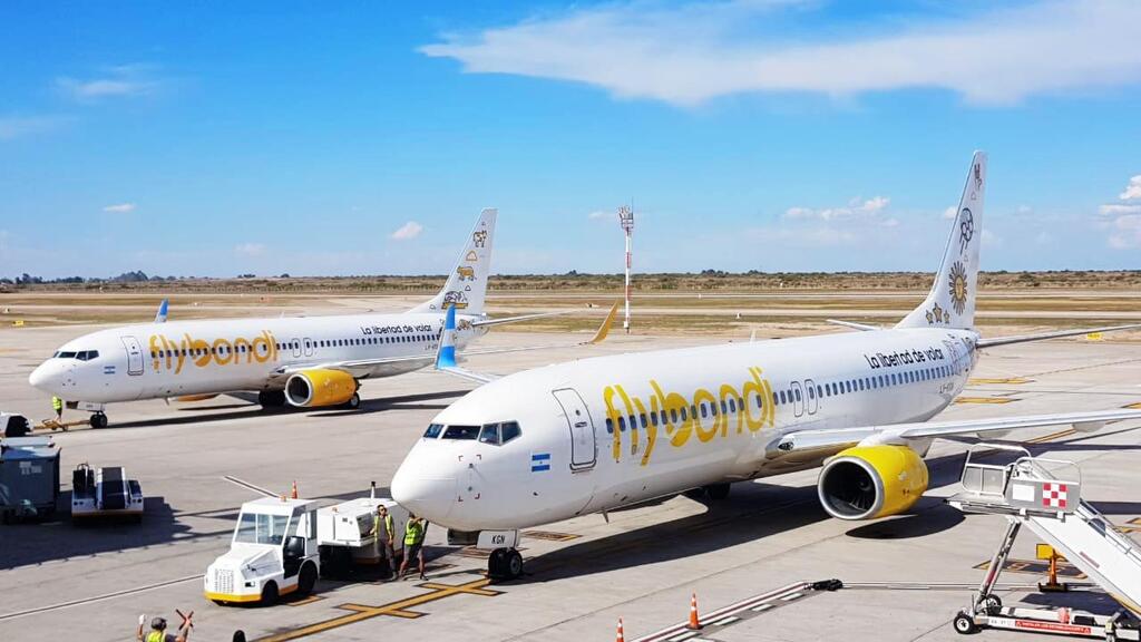 Promoção de aniversário da Flybondi dá 20% de desconto em todos os voos