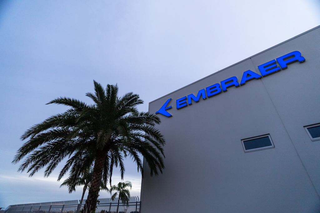 Embraer comissiona instalação solar na sede da Embraer Executive Jets e expande uso de energia renovável na Flórida