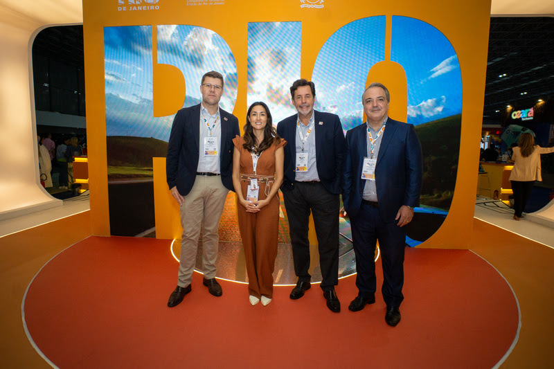 No Rio de Janeiro, JetSMART se reúne com autoridades locais para discutir relacionamento e expansão de voos 