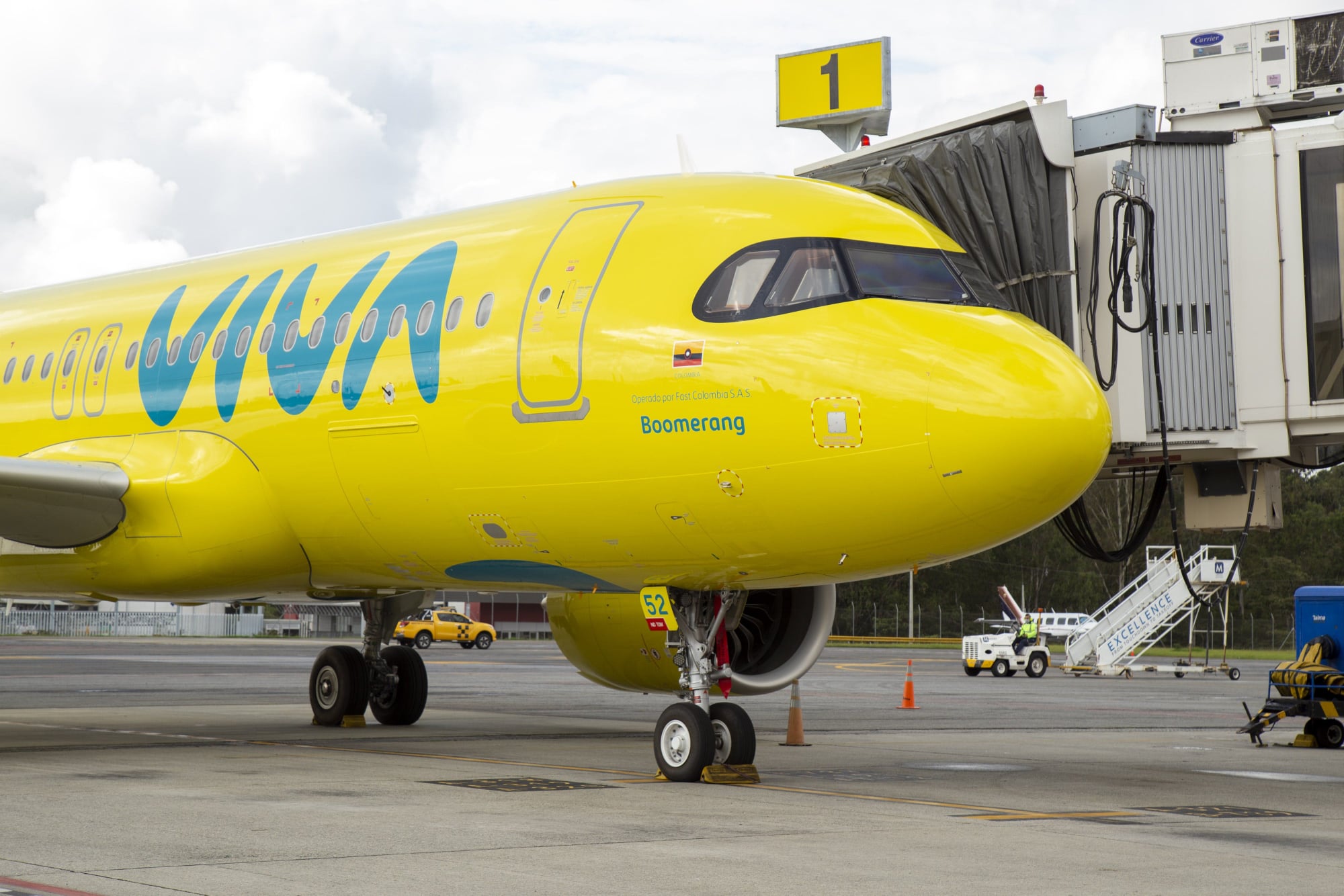 Viva, empresa aérea colombiana de baixo custo, inicia suas operações no  Brasil