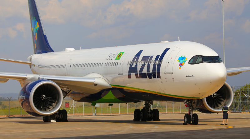 azul