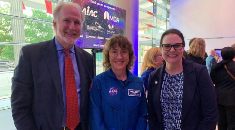 Engenheiros da NASA e da Boeing compartilham o que significa projetar um foguete para enviar astronautas com segurança ao espaço profundo.