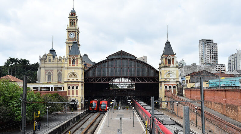 estações ferroviárias